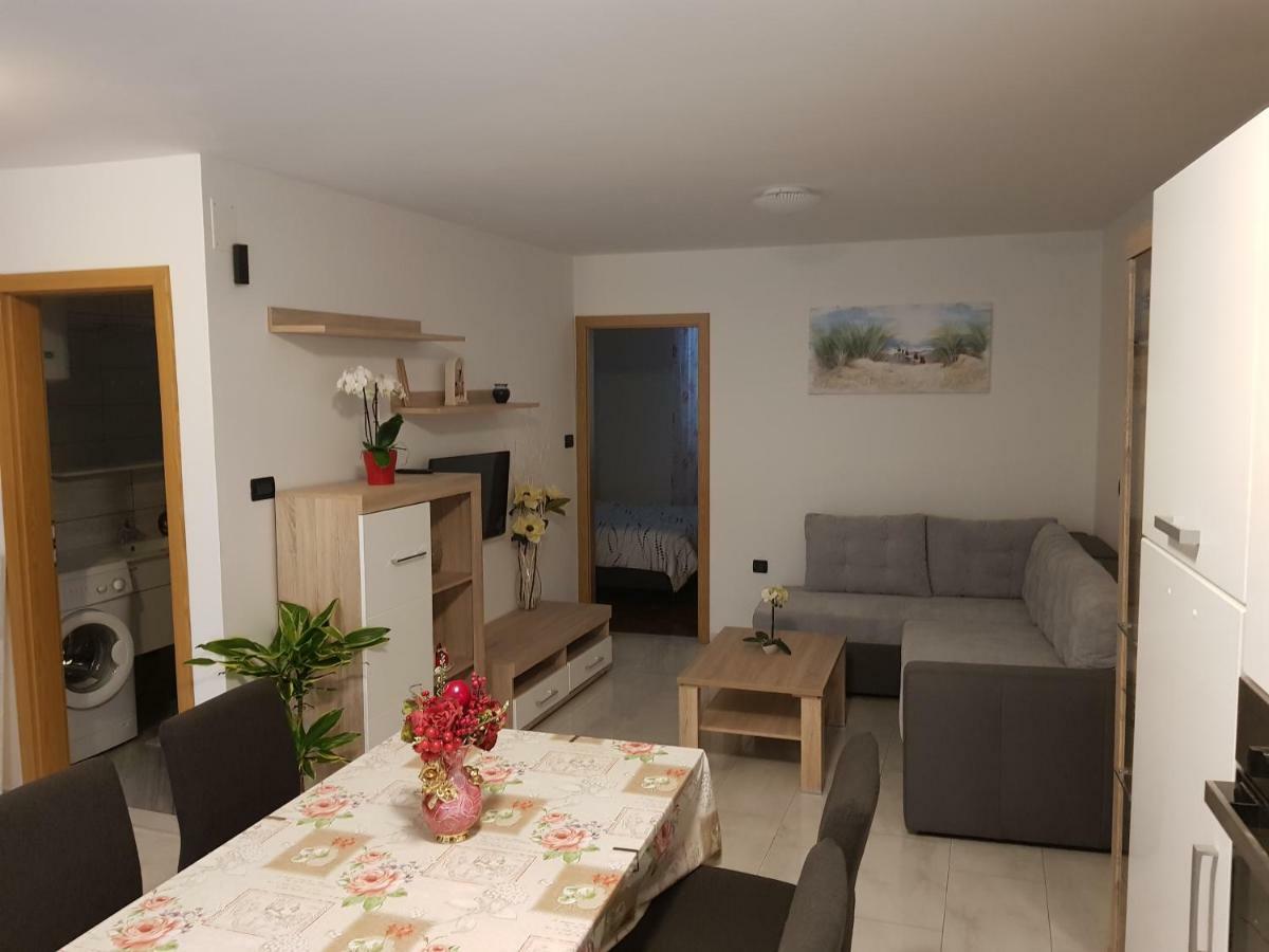 Izola City Center Apartment Exterior foto